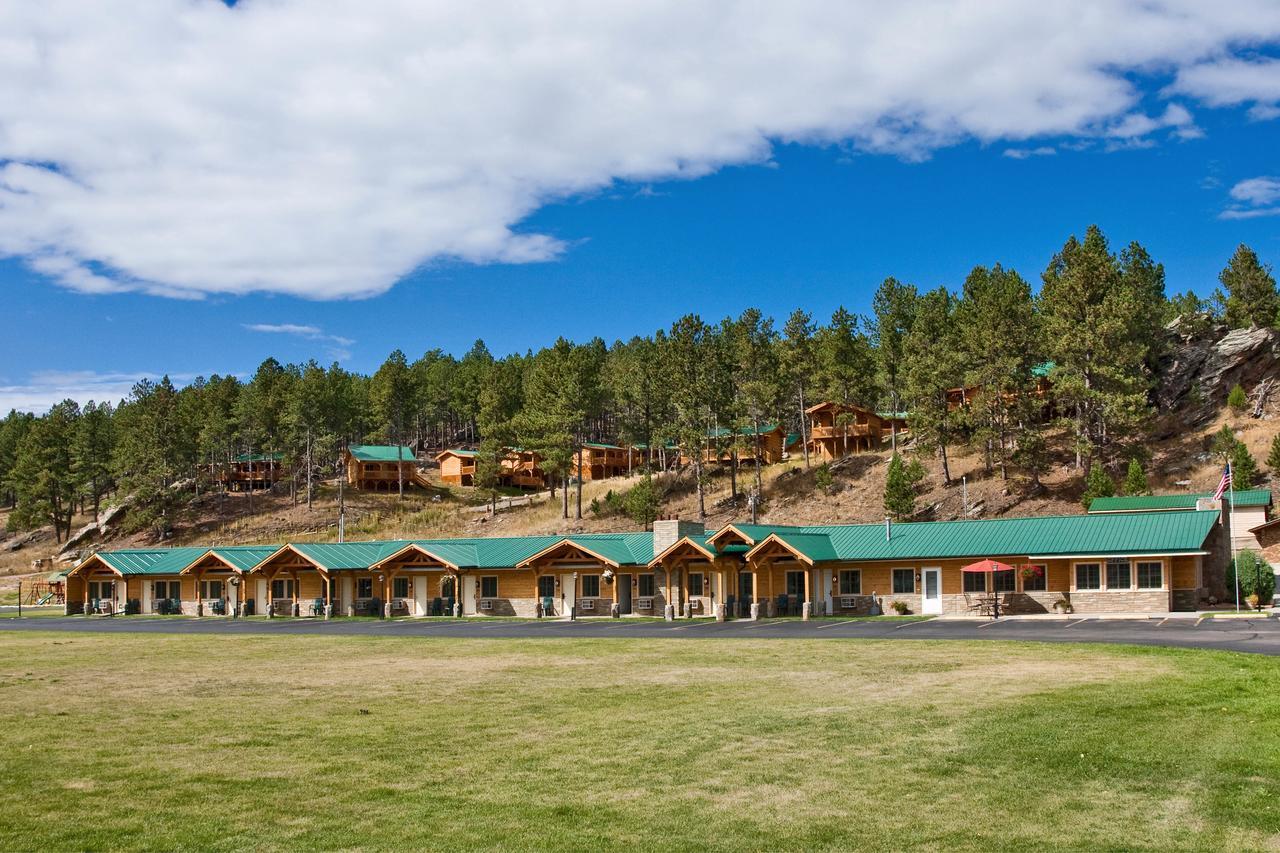 Rock Crest Lodge & Cabins Кастер Екстер'єр фото